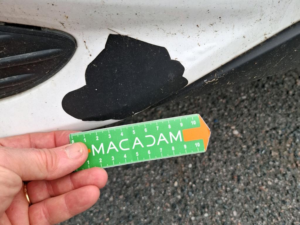 TOYOTA  2019