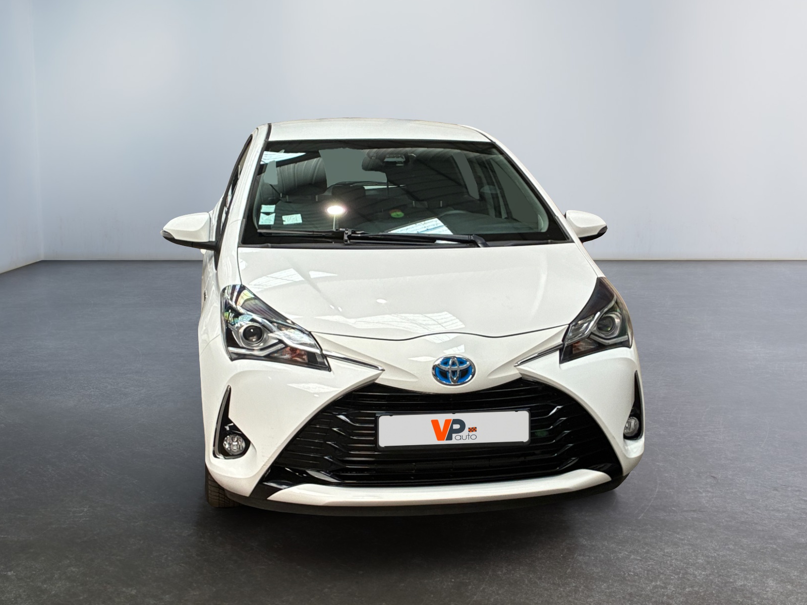 TOYOTA Yaris Hybride 100h Dynamic 2019