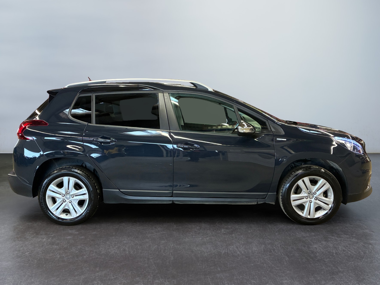 PEUGEOT 2008 1.2 PureTech 82ch BVM5 Style 2018