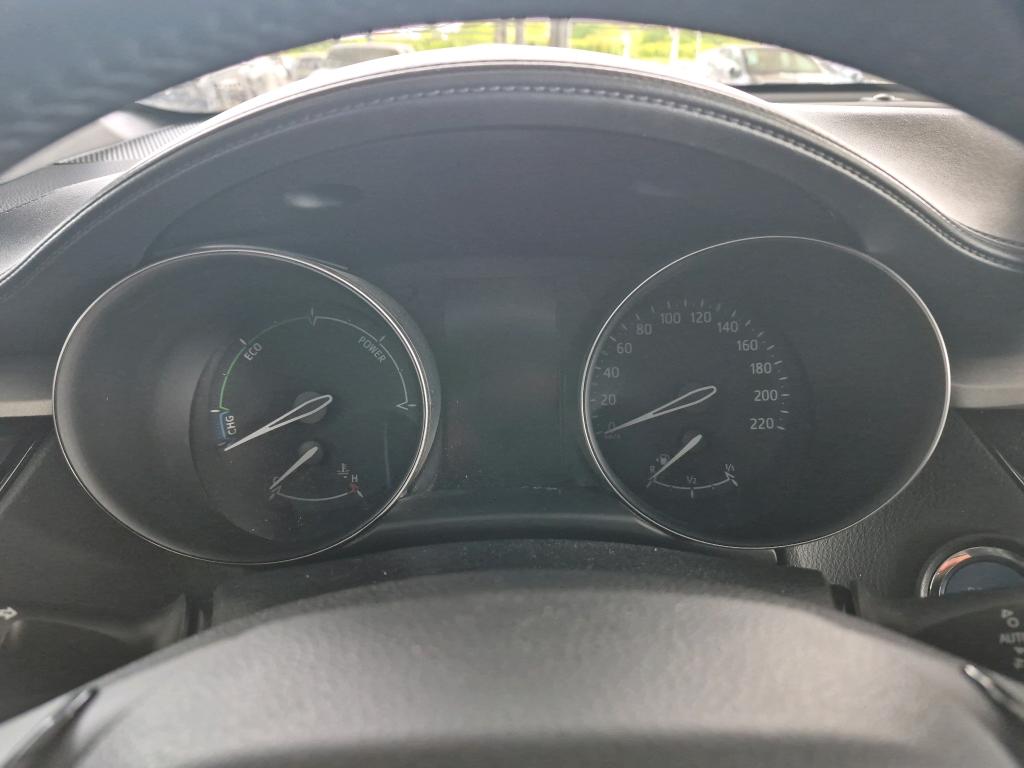 TOYOTA  2022