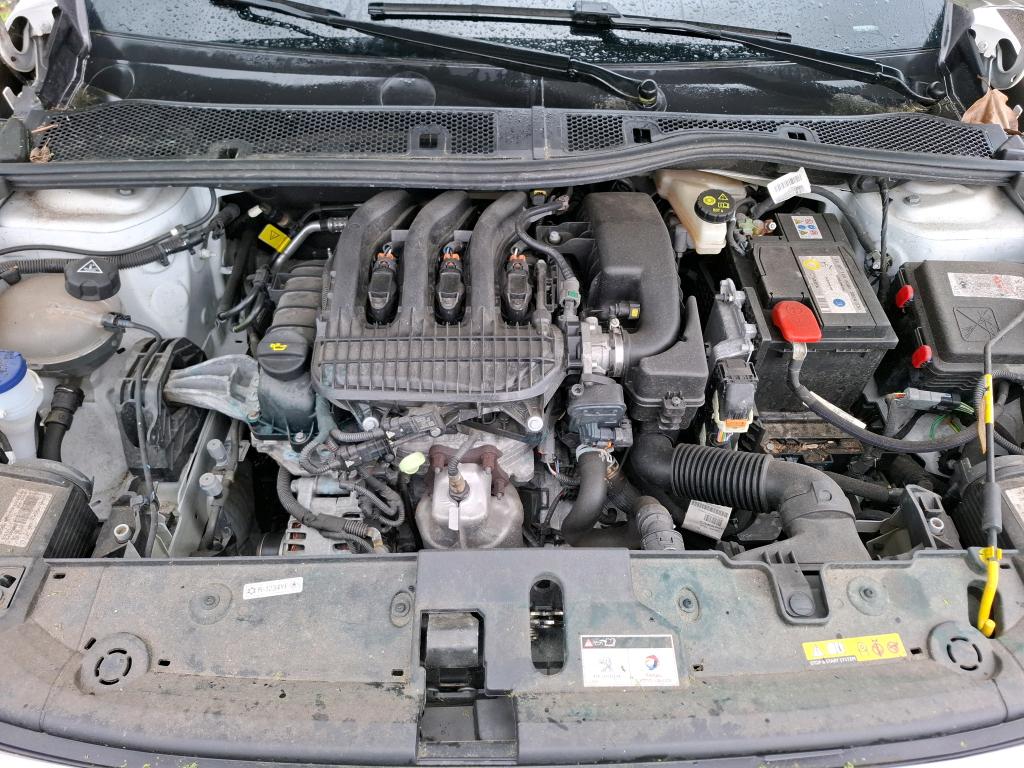 PEUGEOT PEUGEOT 208 BUSINESS PureTech 75 S&S BVM5 Active 2019