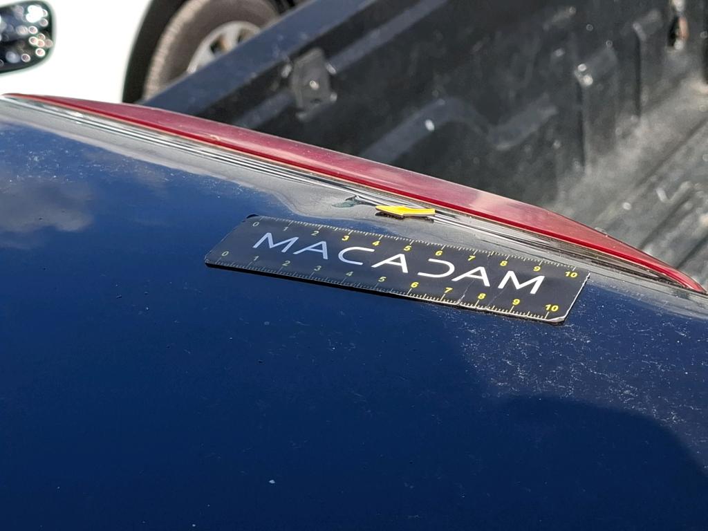 ISUZU  2022