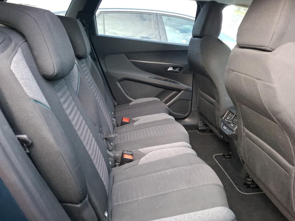 PEUGEOT PEUGEOT 5008 BlueHDi 130ch S&S EAT8 Style 2022