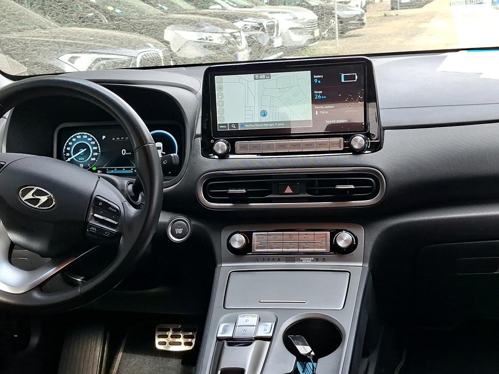 HYUNDAI  2023