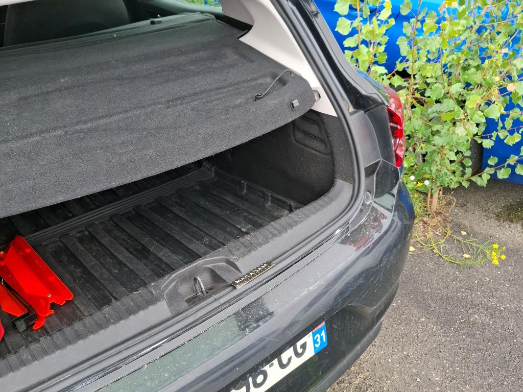 RENAULT RENAULT CLIO SOCIETE BLUE DCI 85 AIR NAV 2020