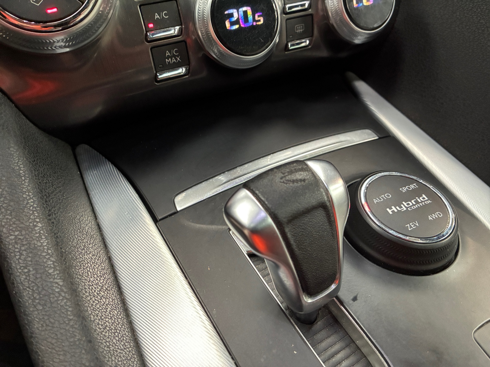 CITROEN DS5 Hybrid4 Sport Chic BMP6 2013