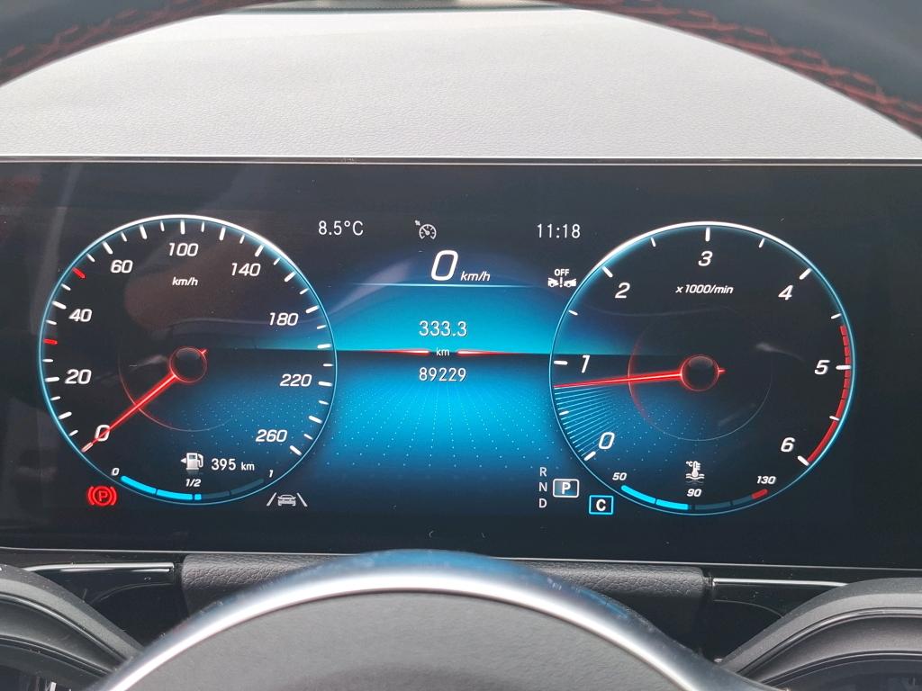 MERCEDES MERCEDES GLA II 200 d 8G-DCT AMG Line 2023