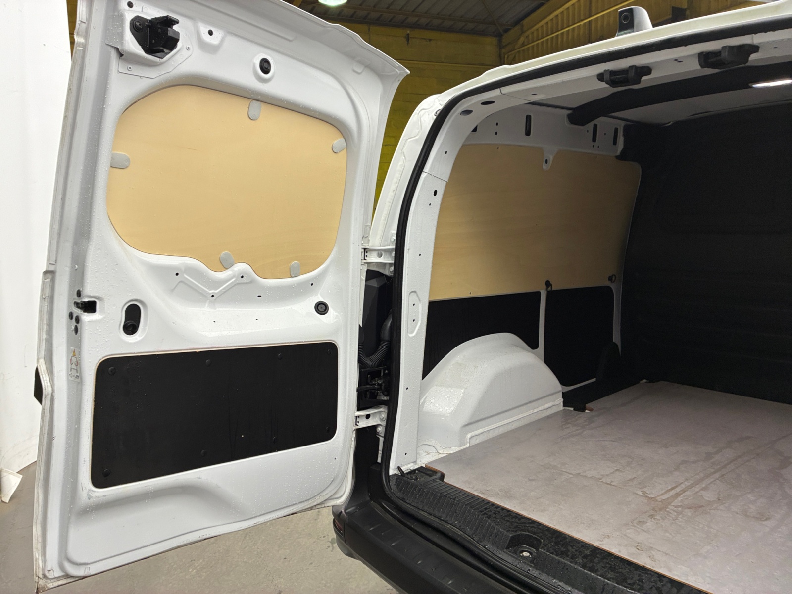 RENAULT KANGOO VAN BLUE DCI 95 2022