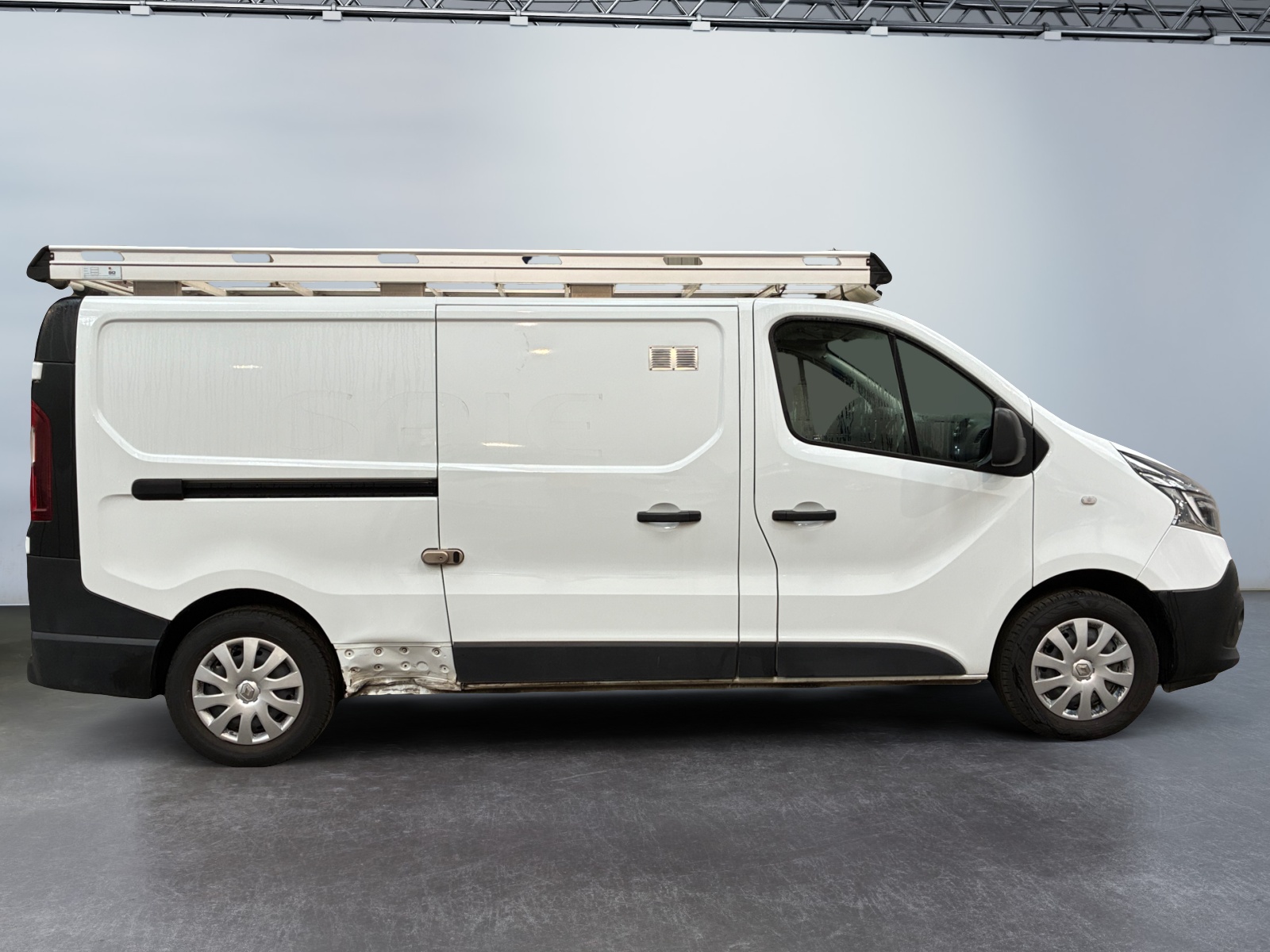 RENAULT TRAFIC FGN L2H1 1300 KG DCI 145 ENERGY 2021