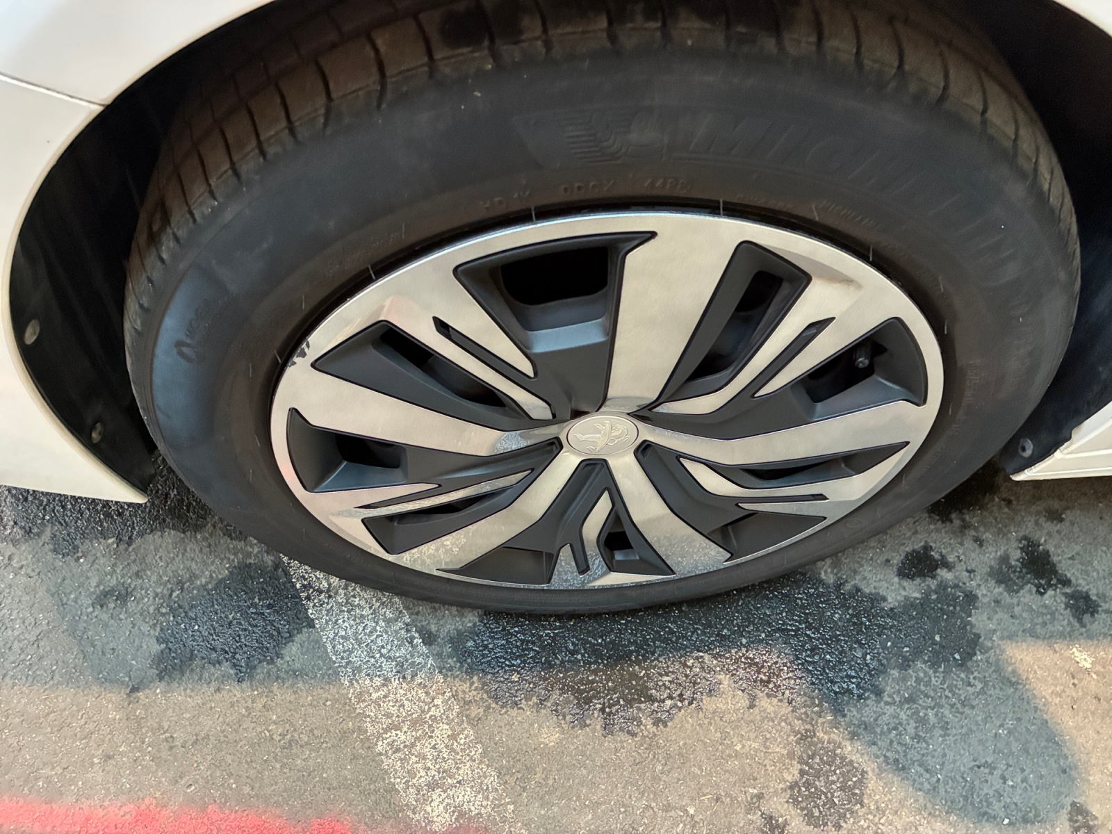 PEUGEOT 208 PureTech 100 S&S BVM6 2023