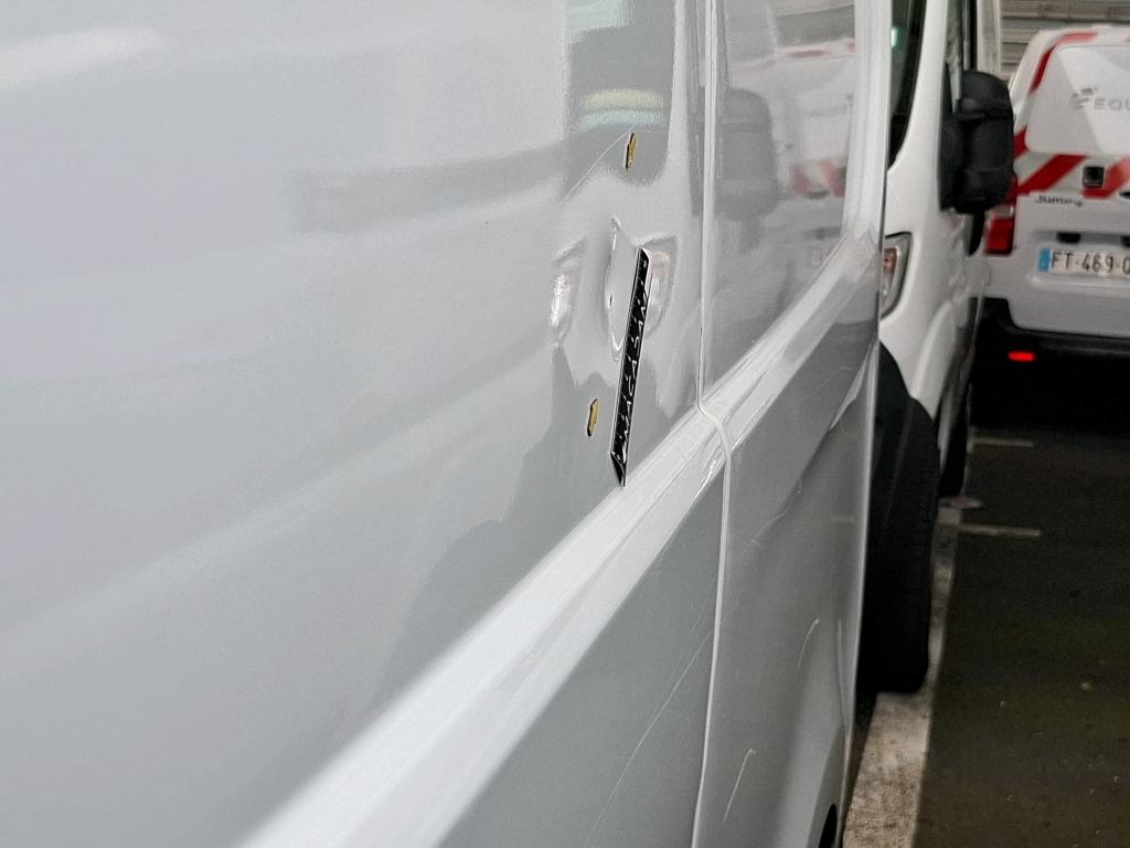 RENAULT RENAULT TRAFIC FOURGON FGN L2H1 1300 KG DCI 145 ENERGY GRAND CONFORT 2021