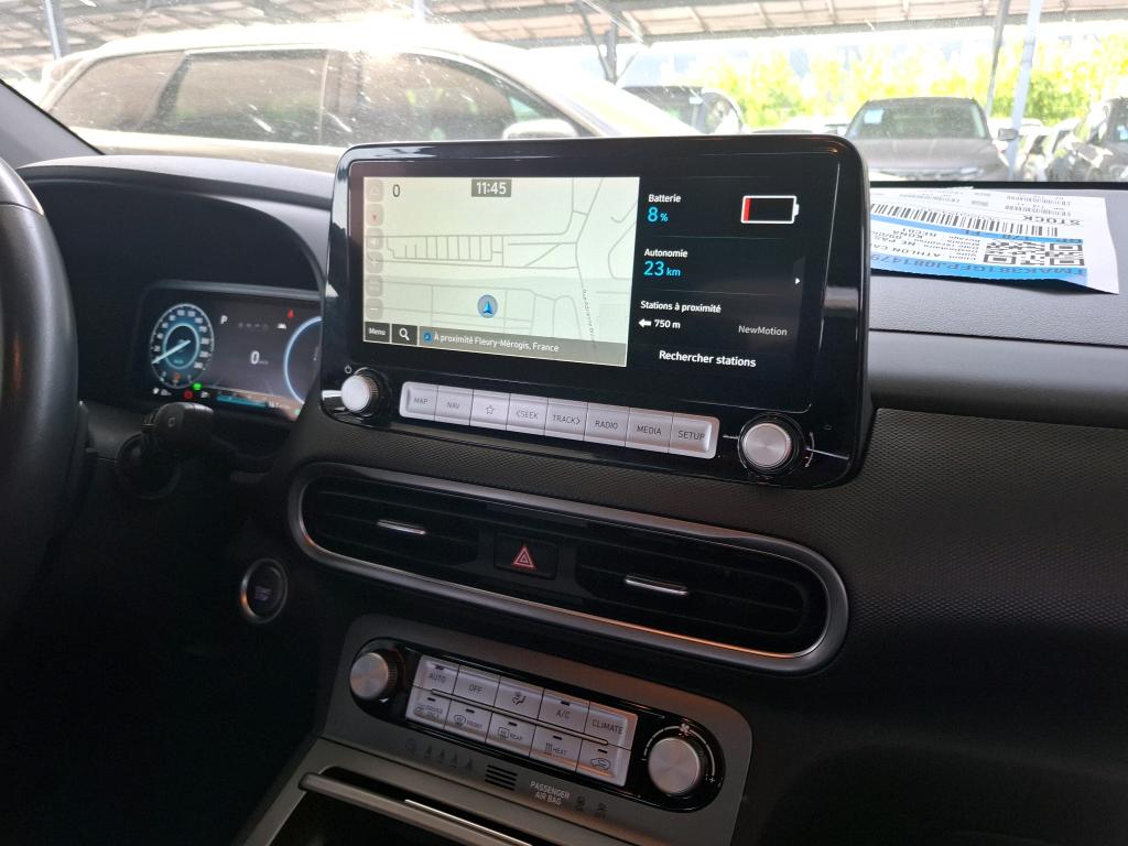 HYUNDAI  2023