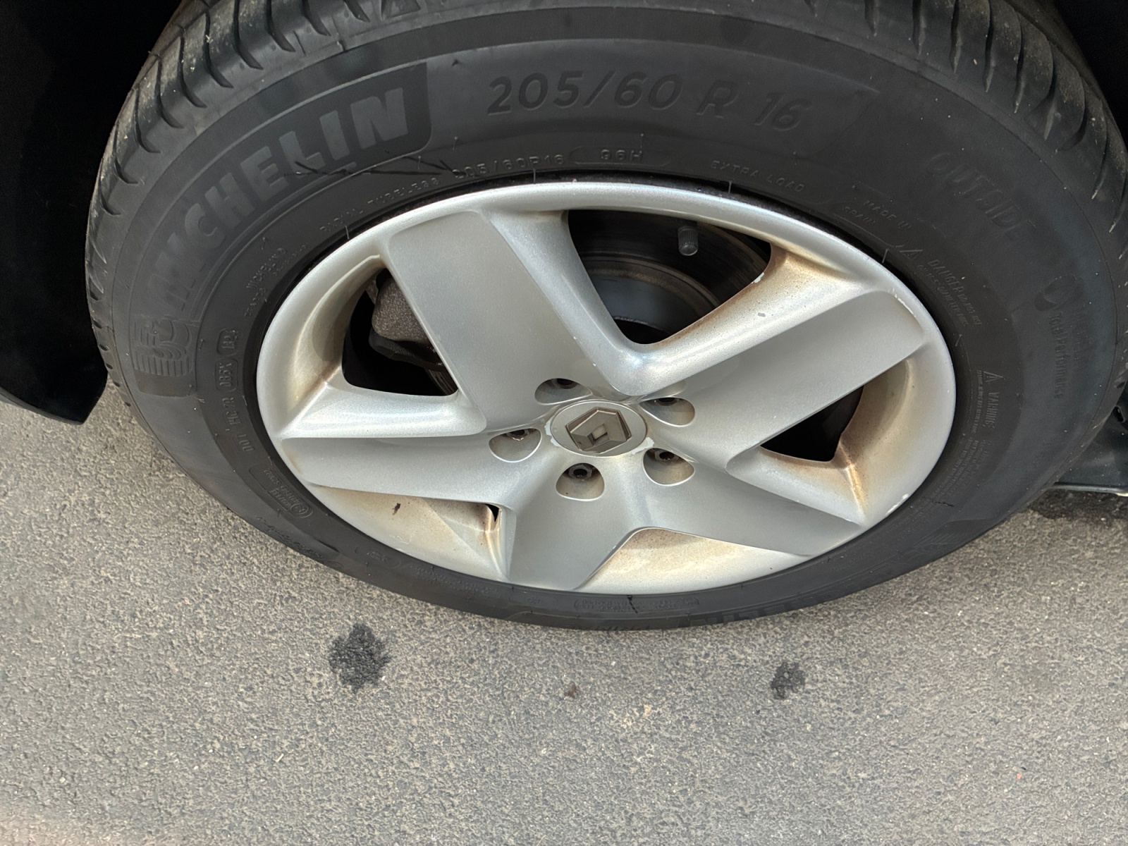 RENAULT Grand ScÃ©nic III dCi 130 FAP eco2 2012