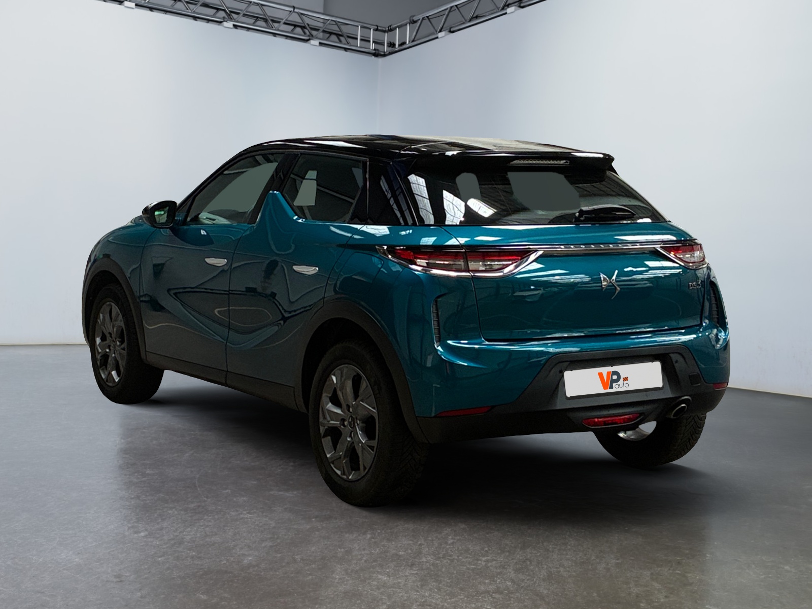 DS 3 CROSSBACK BUSINESS DS3 Crossback BlueHdi 130 S&S EAT8 Business 2022