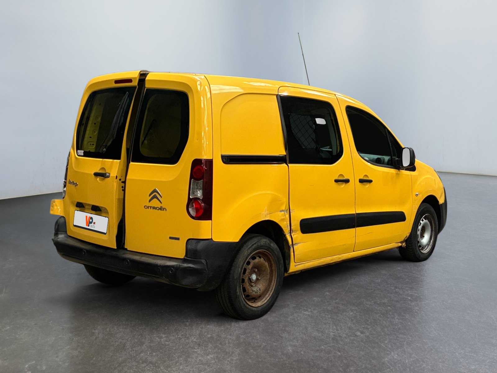 CITROEN BERLINGO FOURGON BERLINGO 20 L1 BlueHDi 100 S&S CLUB ETG6 2016