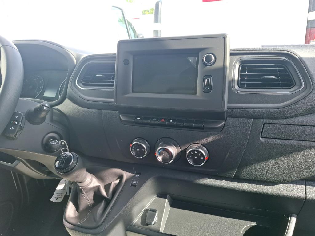 RENAULT RENAULT MASTER FOURGON FGN TRAC F3500 L2H2 BLUE DCI 135 GRAND CONFORT 2022