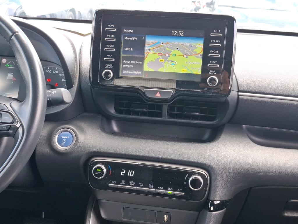TOYOTA  2022