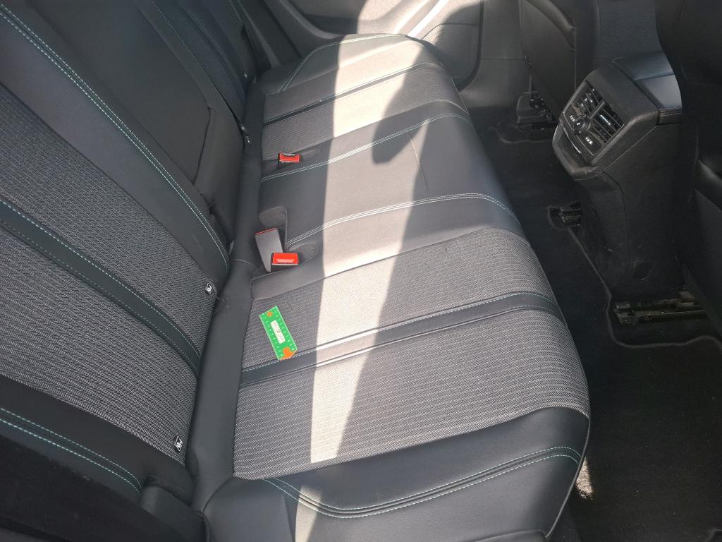PEUGEOT PEUGEOT 3008 Hybrid 225 e-EAT8 Allure 2022