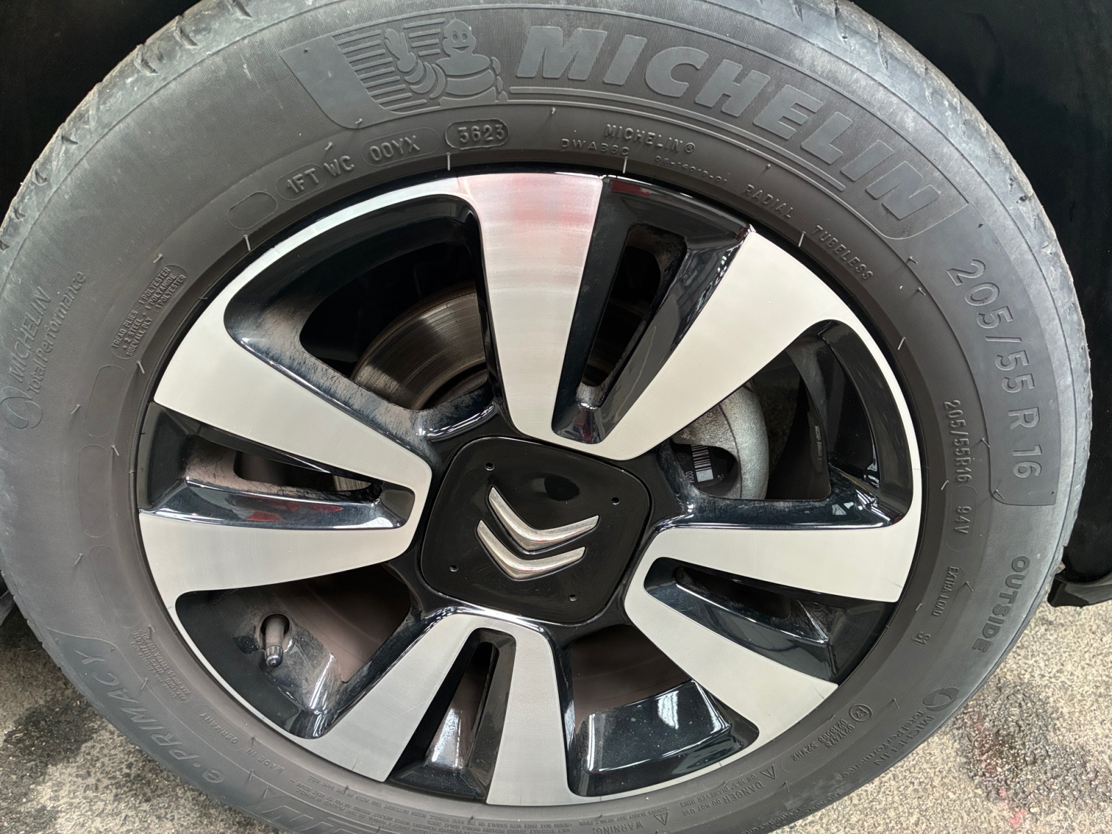 CITROEN C3 PURETECH 83 CH BVM5 2023