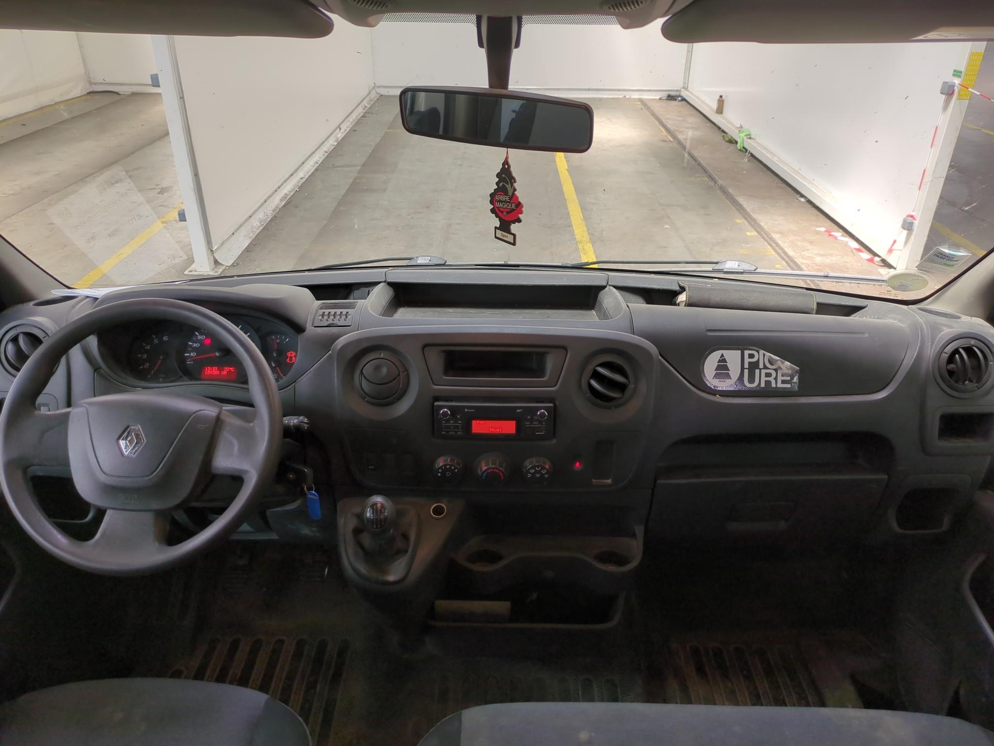 RENAULT MASTER TRANSPORTS SPECIFIQUES (07/2010-0 BD L3 3.5t dCi 130 E6 CONFORT 7 PL 2019