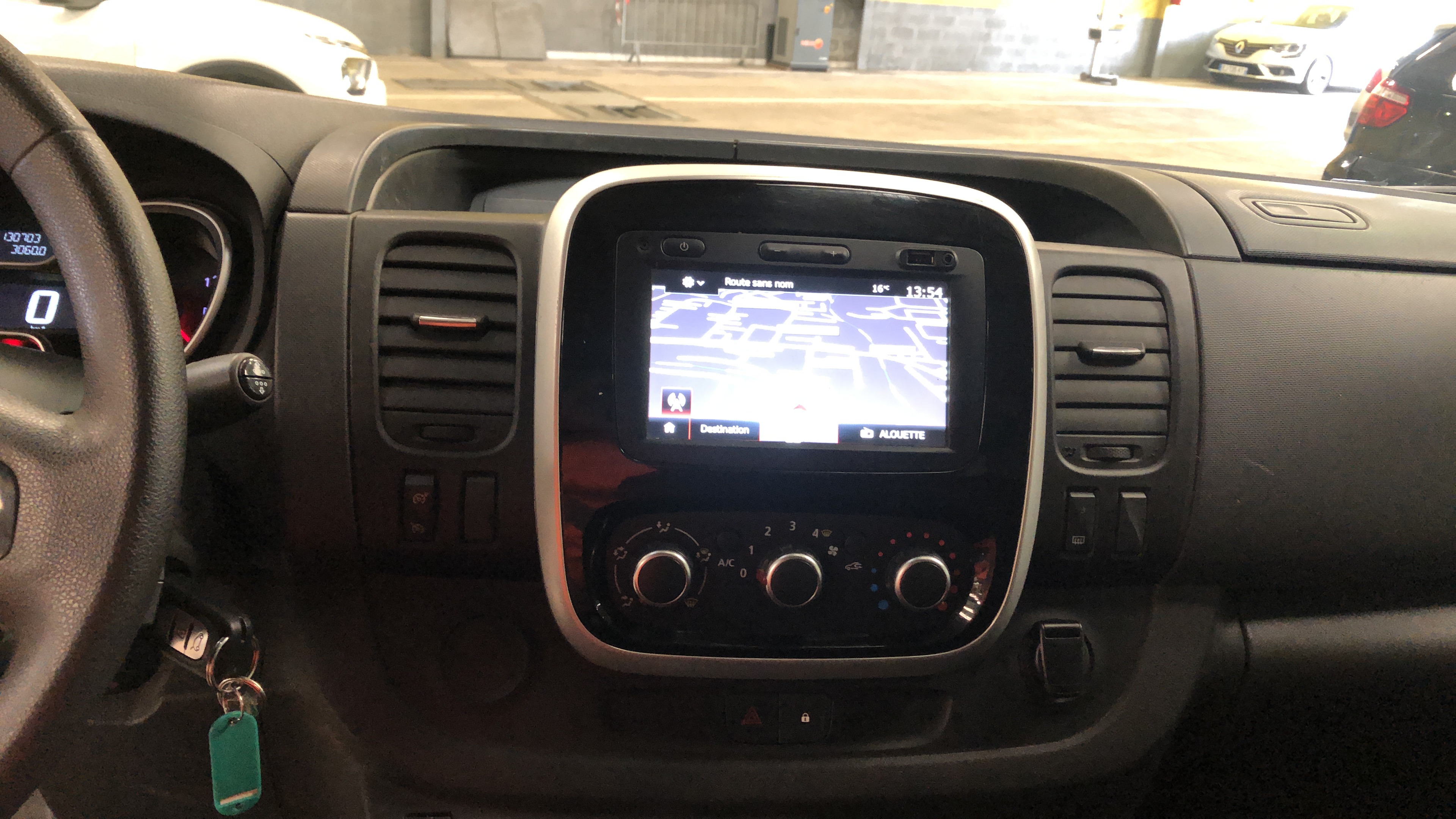 RENAULT  2020