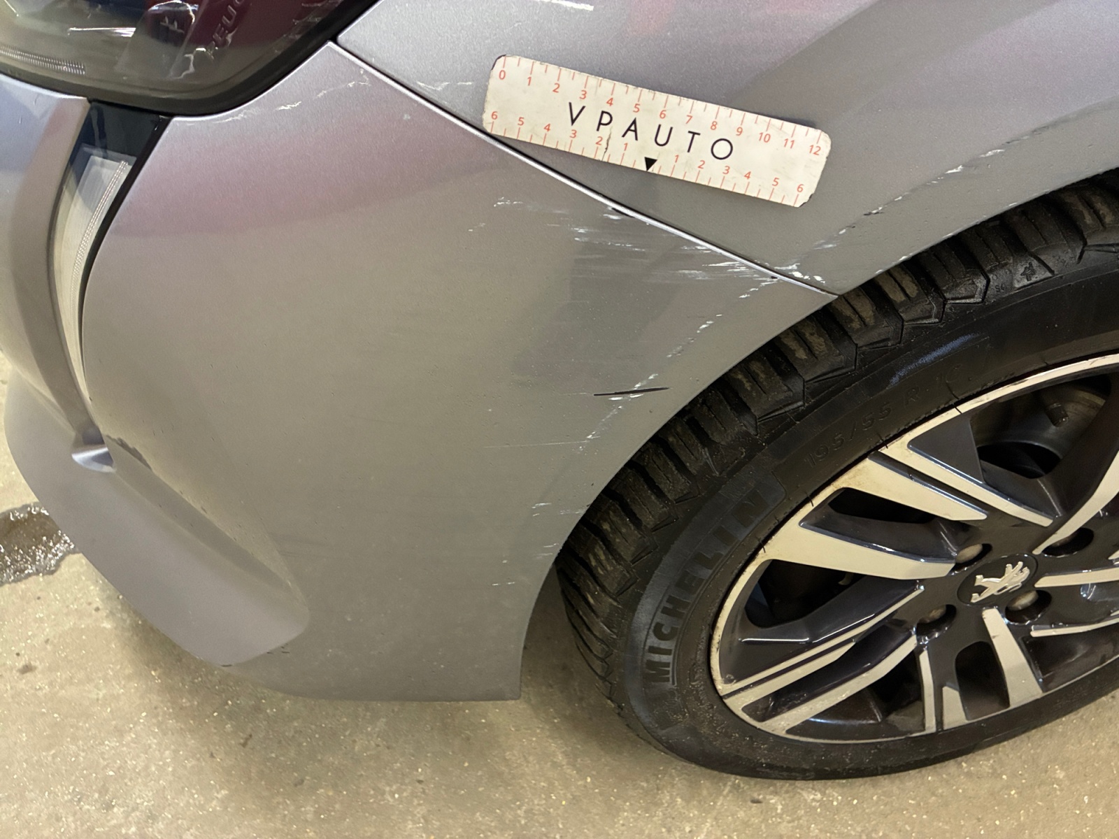 PEUGEOT PEUGEOT 208 BUSINESS PureTech 100 S&S EAT8 Allure 2020