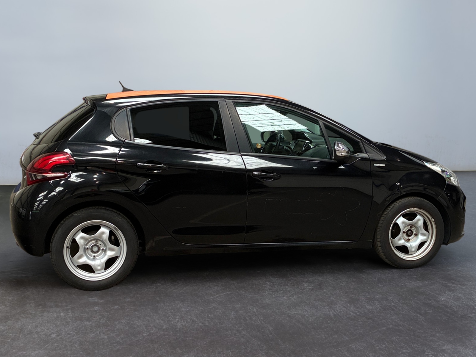 PEUGEOT 208 208 1.2 PureTech 82ch BVM5 Style 2018
