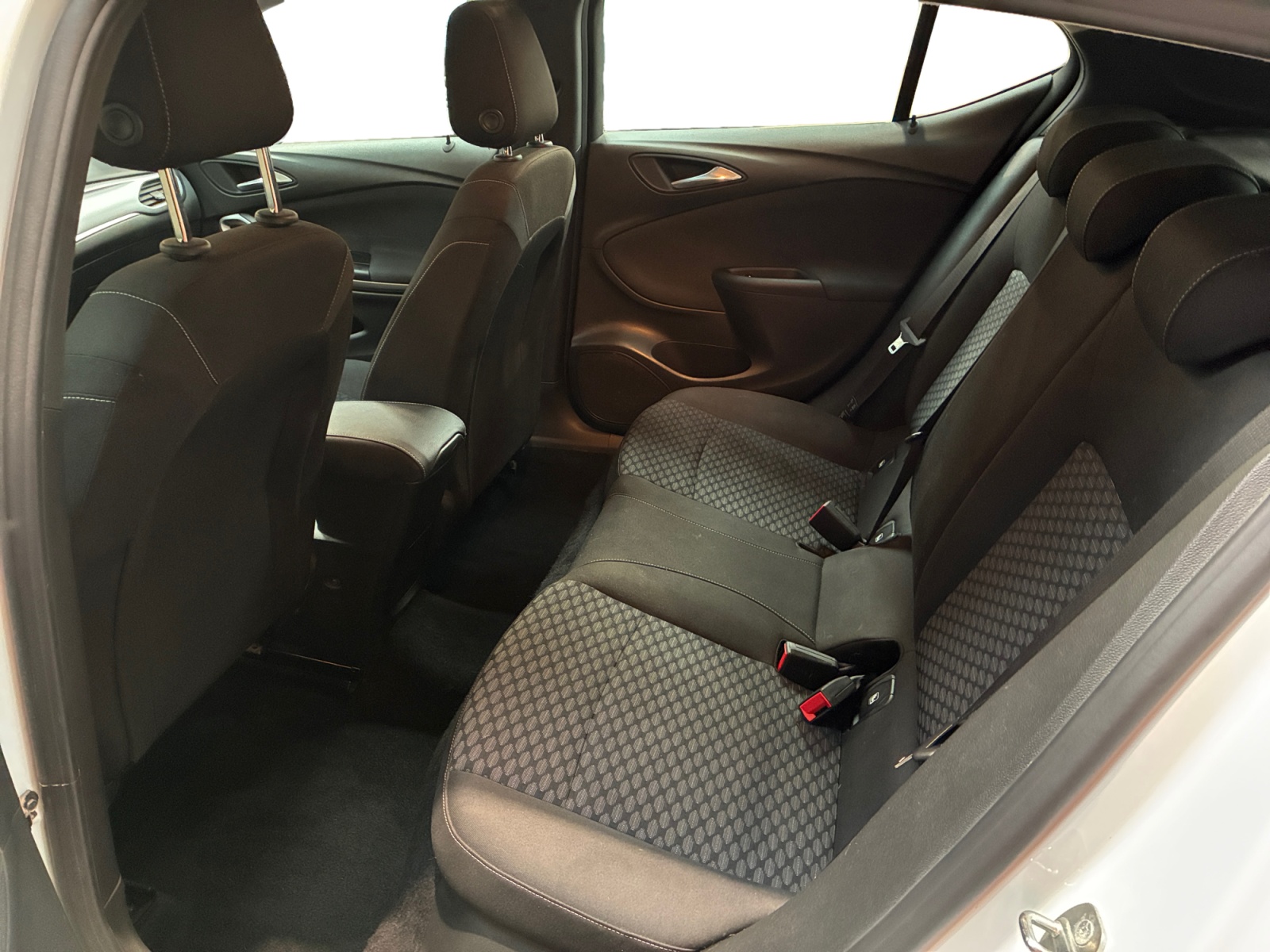 OPEL Astra 1.5 Diesel 105 ch BVM6 2020