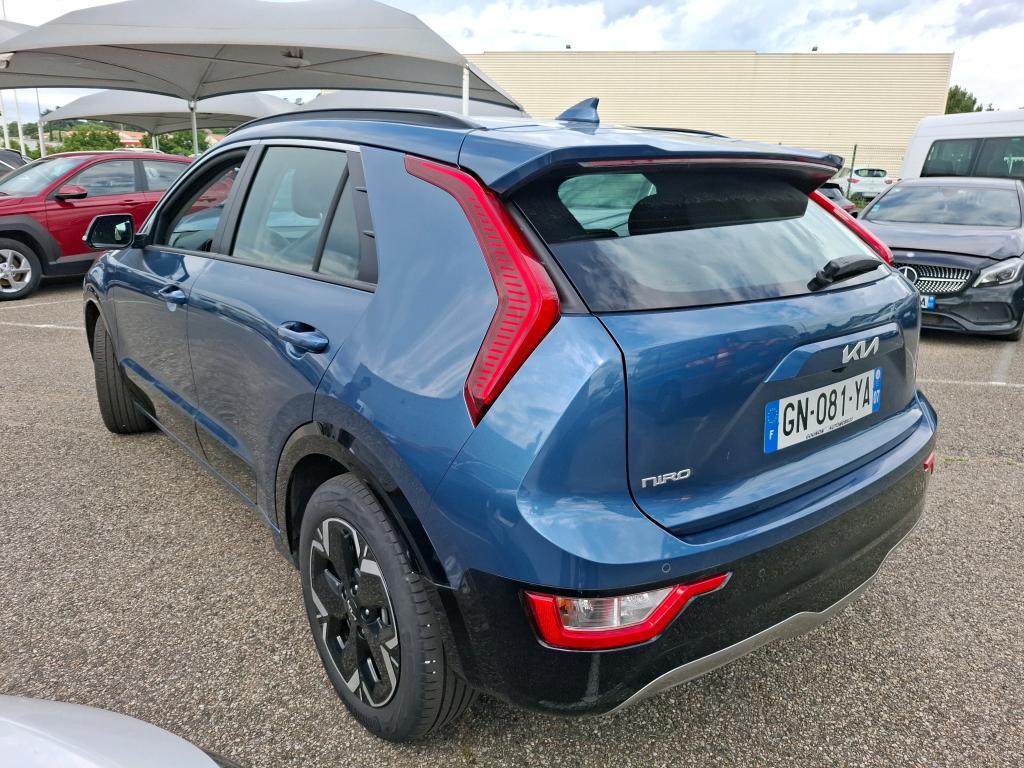 KIA  2023