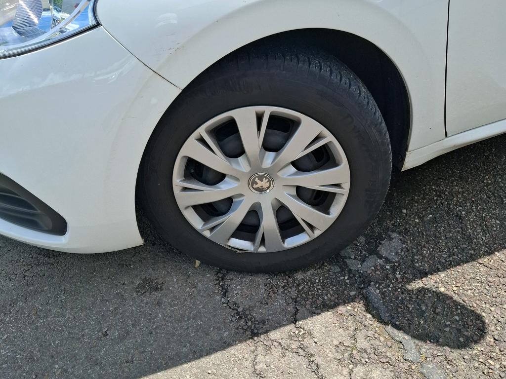 PEUGEOT PEUGEOT 208 AFFAIRE BLUEHDI 100 S&S BVM5 PREMIUM 2020