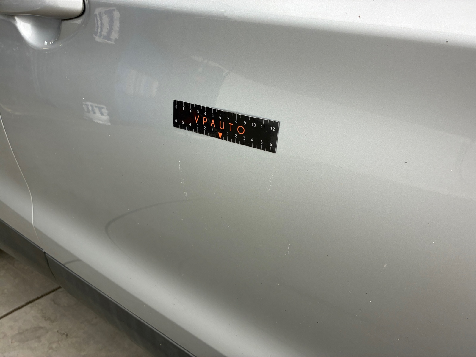 NISSAN  2019