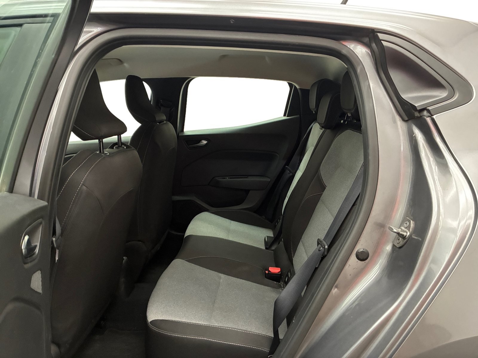 RENAULT RENAULT CLIO V dCi 100 Evolution 2024