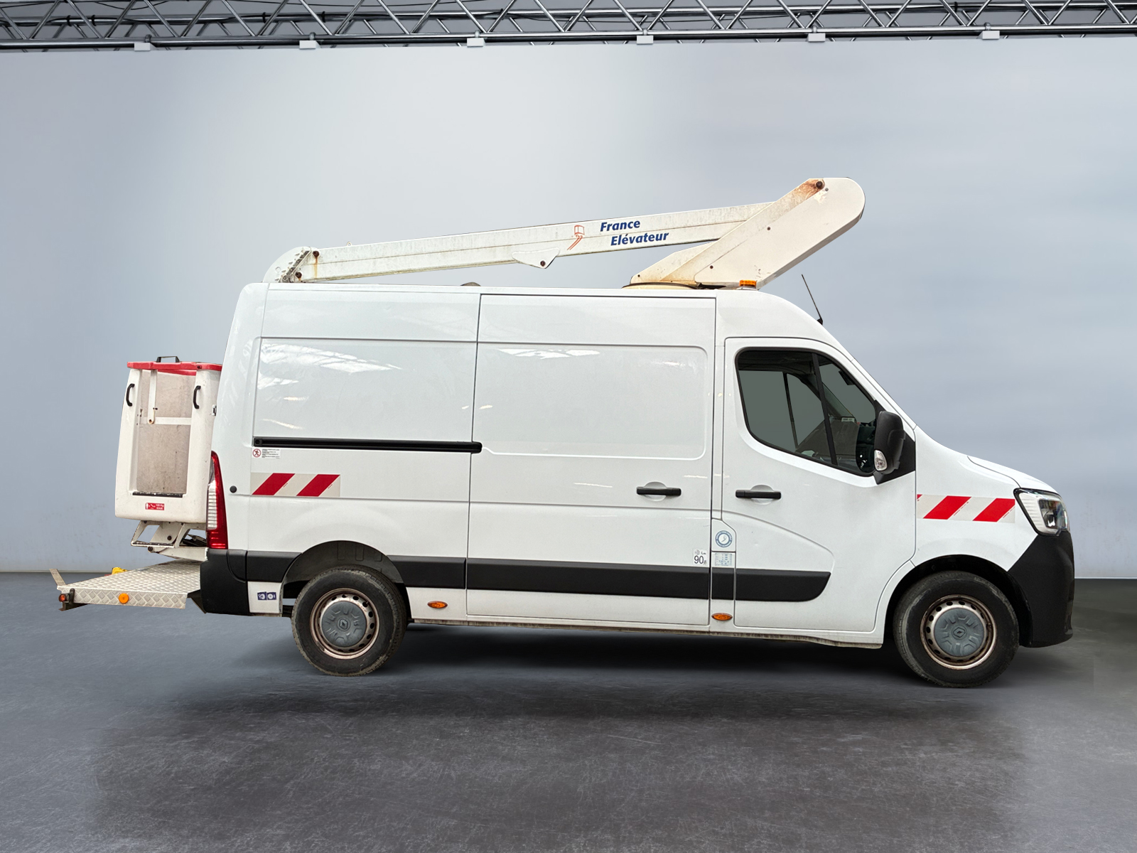 RENAULT MASTER FOURGON FGN TRAC F3500 L2H2 ENERGY DCI 145 POUR TRANSF GRAND CONFORT 2021