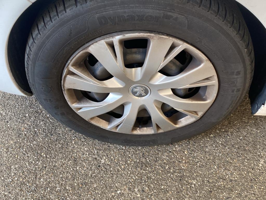 PEUGEOT 208 AFFAIRE PURETECH 82 S&S BVM5 PREMIUM PACK 2019