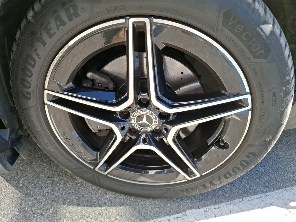 MERCEDES MERCEDES GLA II 200 d 8G-DCT AMG Line 2023