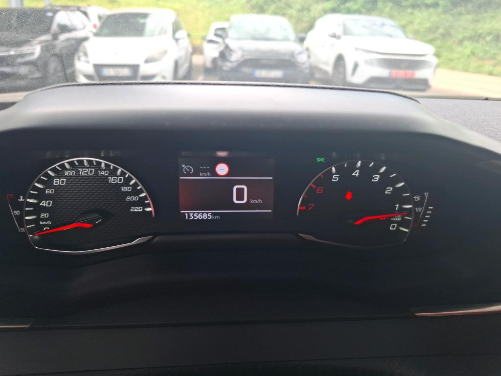 PEUGEOT PEUGEOT 2008 BlueHDi 110 S&S BVM6 Active Pack 2022