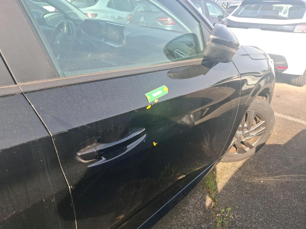 PEUGEOT PEUGEOT 208) 208 BlueHDi 100 S&S BVM6 Active Pack 2023