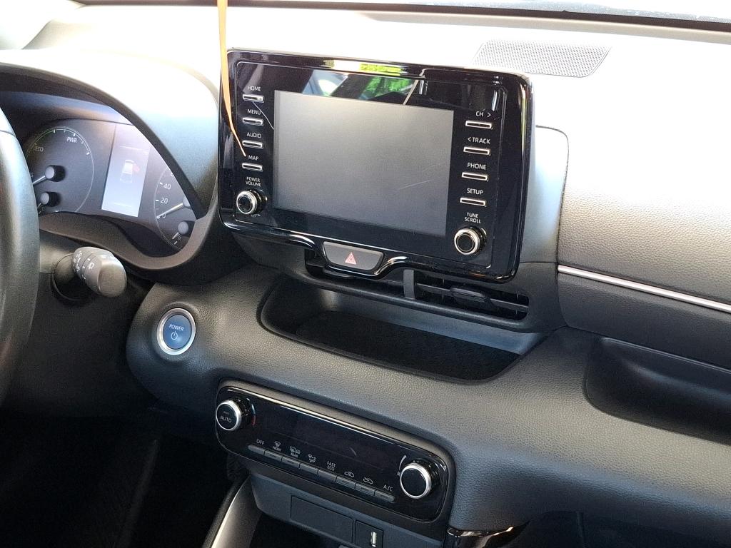 TOYOTA  2022