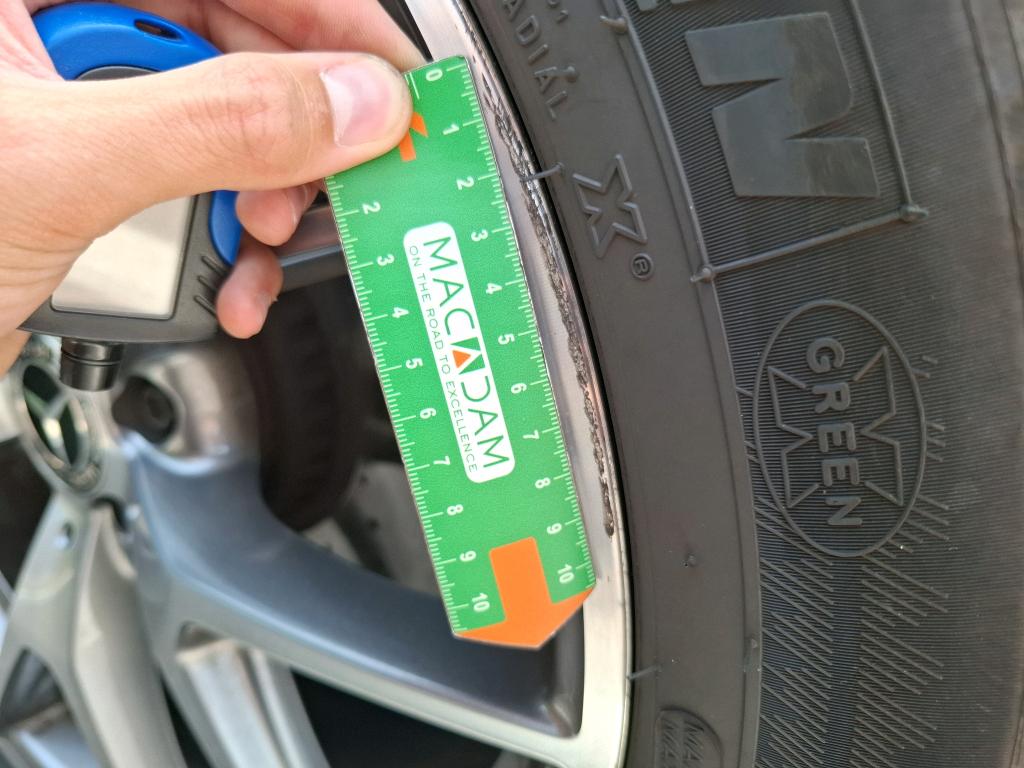 MERCEDES MERCEDES CLASSE GLC COUPE Coupé 300 de 9G-Tronic 4Matic AMG Line 2021