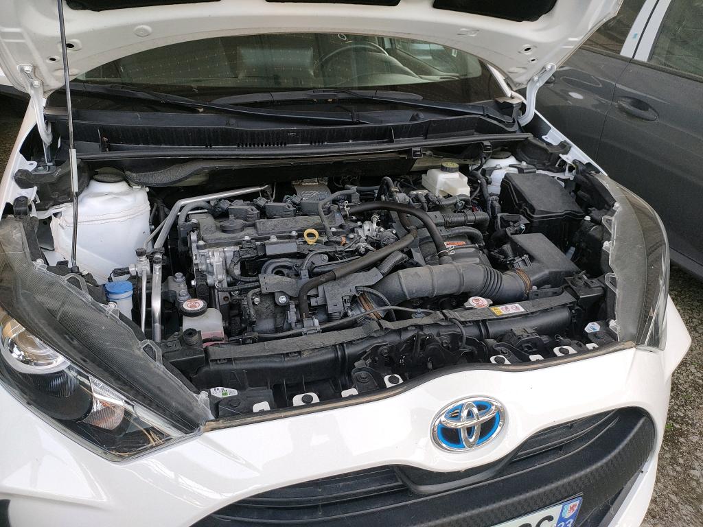 TOYOTA  2022
