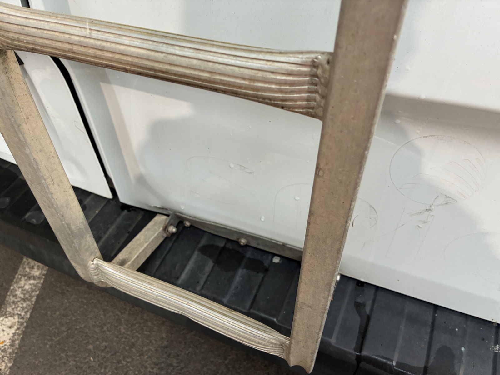 RENAULT TRAFIC FGN L2H1 1300 KG DCI 145 ENERGY 2021