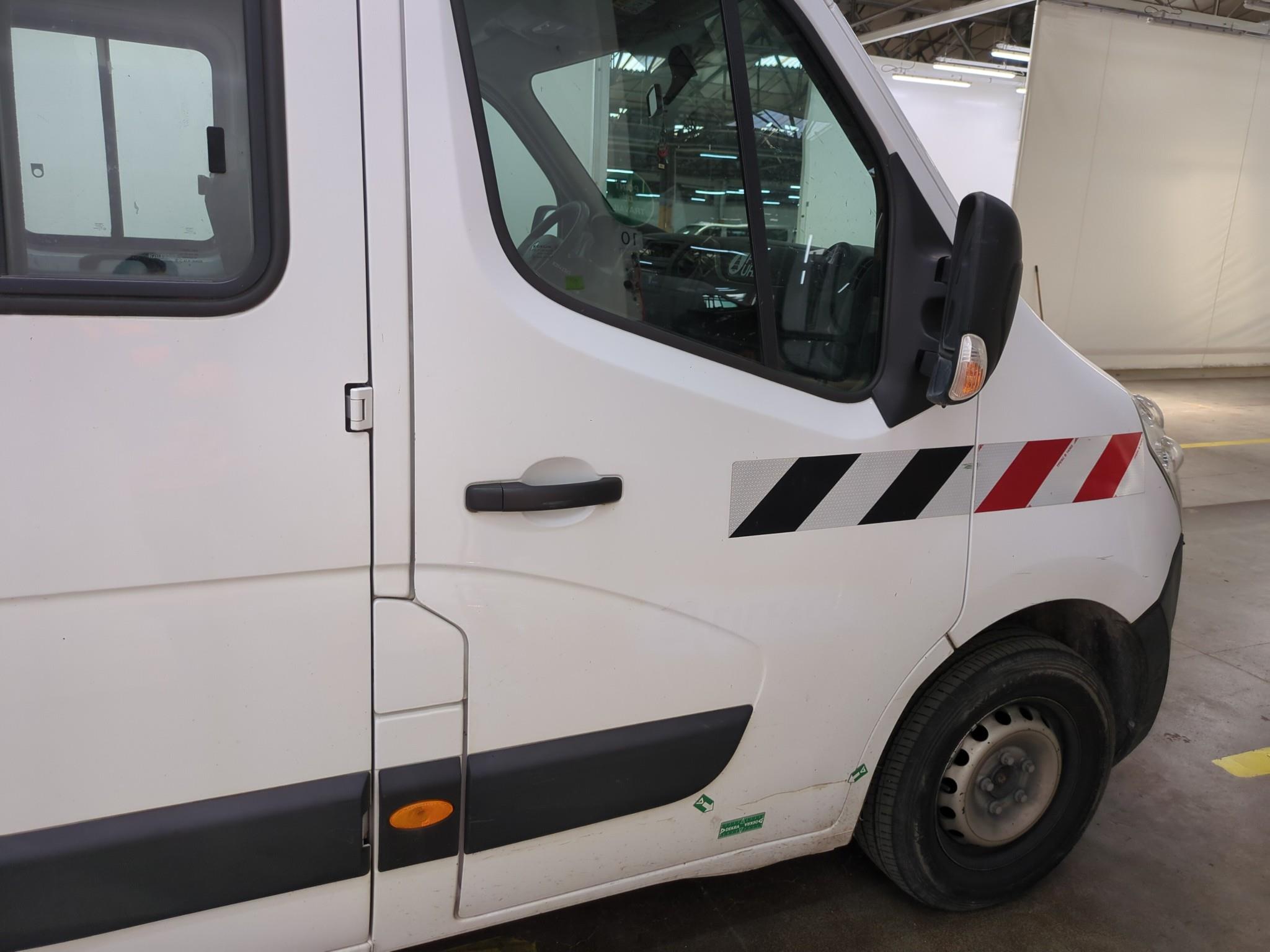 RENAULT MASTER TRANSPORTS SPECIFIQUES (07/2010-0 BD L3 3.5t dCi 130 E6 CONFORT 7 PL 2019
