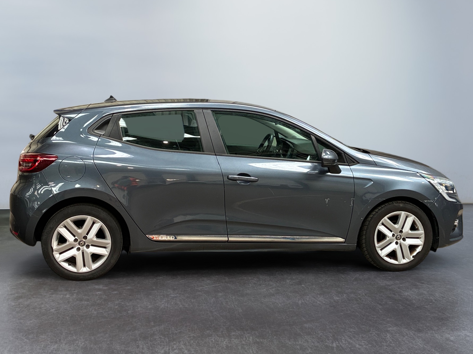 RENAULT CLIO AUTO ECOLE BLUE DCI 85 2020