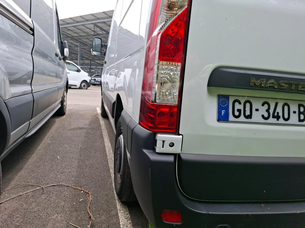 RENAULT RENAULT MASTER FOURGON FGN TRAC F3300 L1H1 BLUE DCI 135 GRAND CONFORT 2023