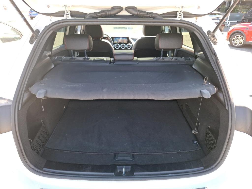 MERCEDES MERCEDES GLA II 220 d 8G-DCT 4Matic AMG Line 2022