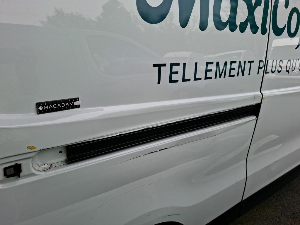 RENAULT RENAULT TRAFIC FOURGON FGN L2H1 1300 KG DCI 145 ENERGY GRAND CONFORT 2021
