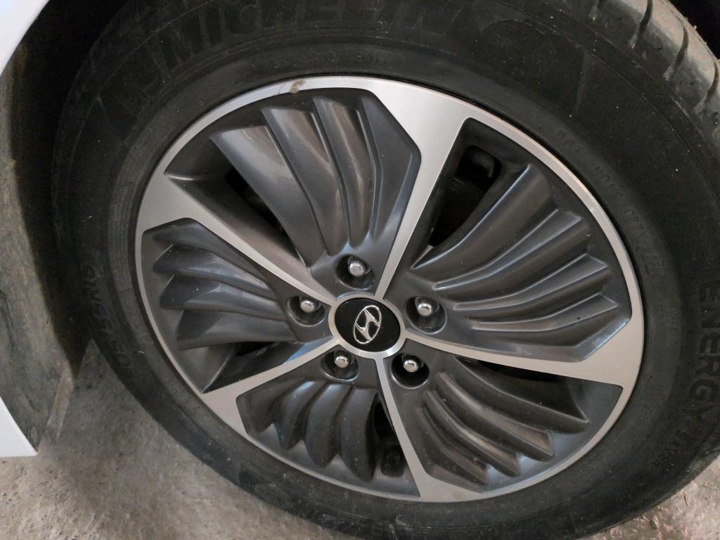 HYUNDAI  2021