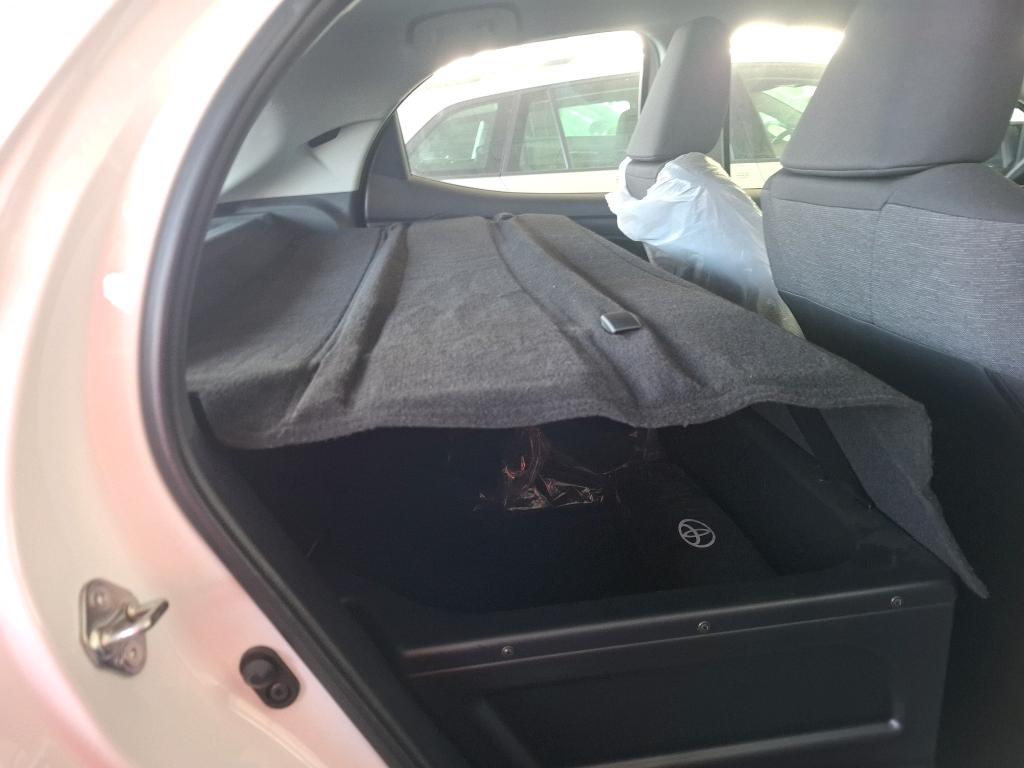 TOYOTA  2022