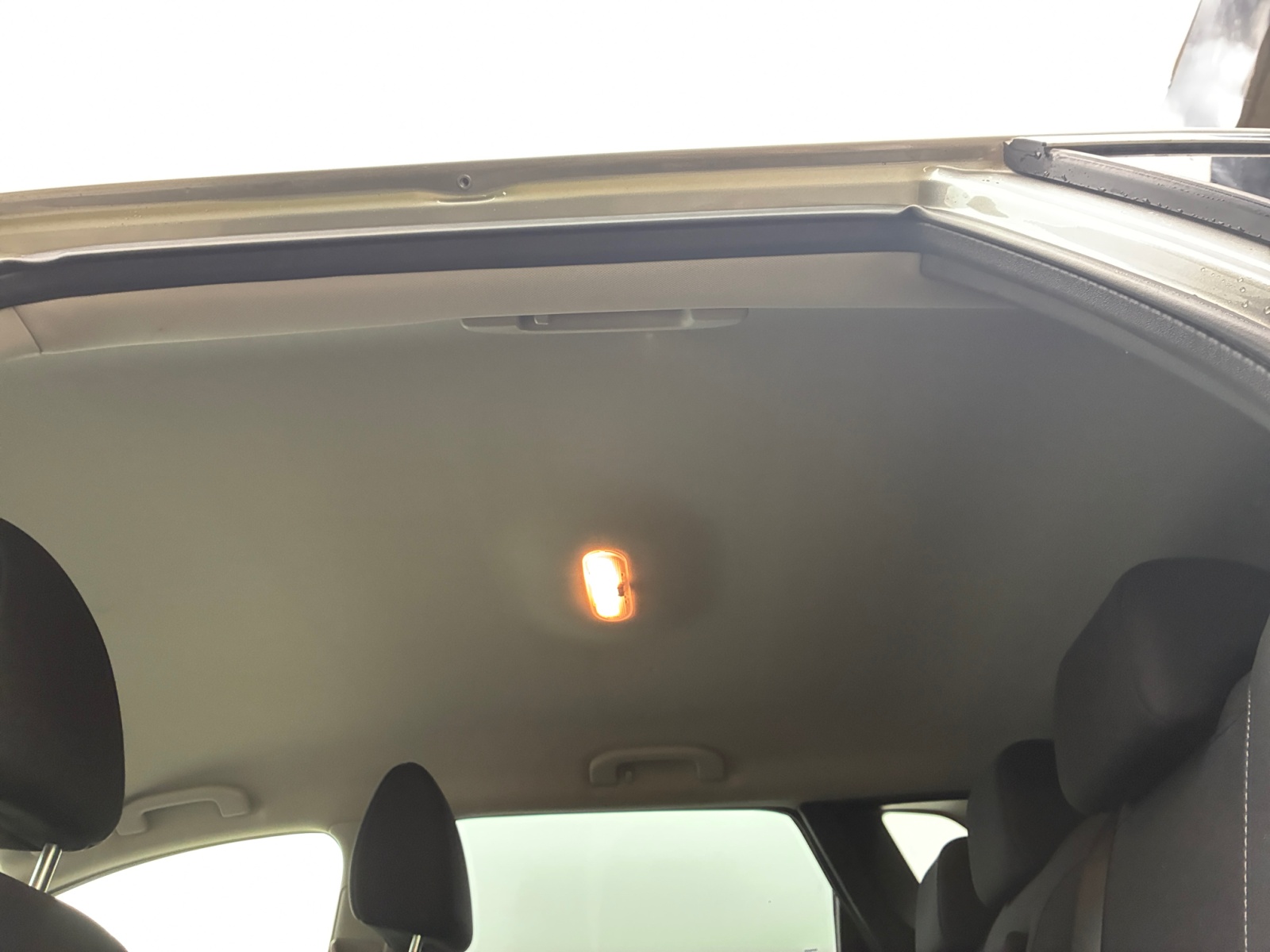 NISSAN  2019