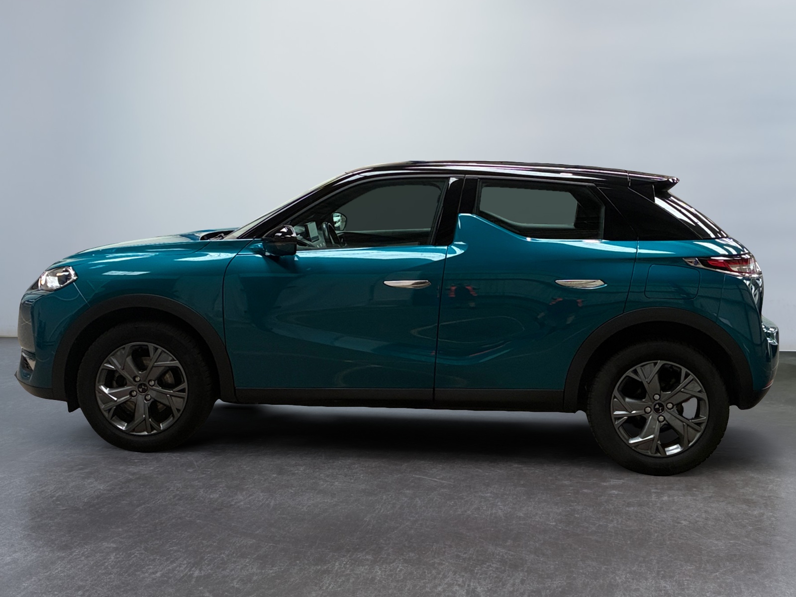 DS 3 CROSSBACK BUSINESS DS3 Crossback BlueHdi 130 S&S EAT8 Business 2022
